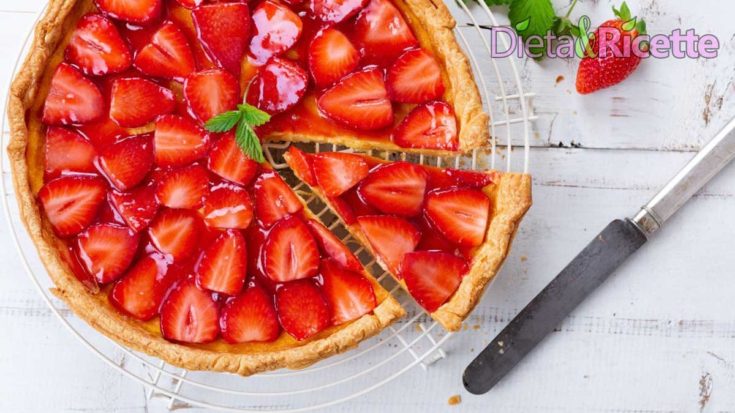 Crostata di Fragole e Crema Pasticcera: Ricetta Facile per un Dolce Raffinato