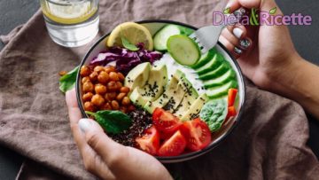Emorroidi: Guida all’Alimentazione corretta e Cibi da evitare per una Dieta Efficace